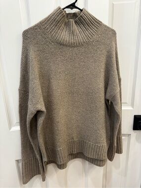 Abercrombie & Fitch Taupe Oversized Mock Neck Sweater Womens Size M